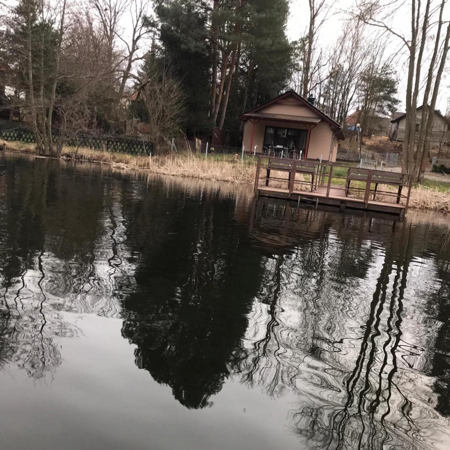 Urokliwy Domek Nad Brzegiem Jeziora Lubiatow  ภายนอก รูปภาพ