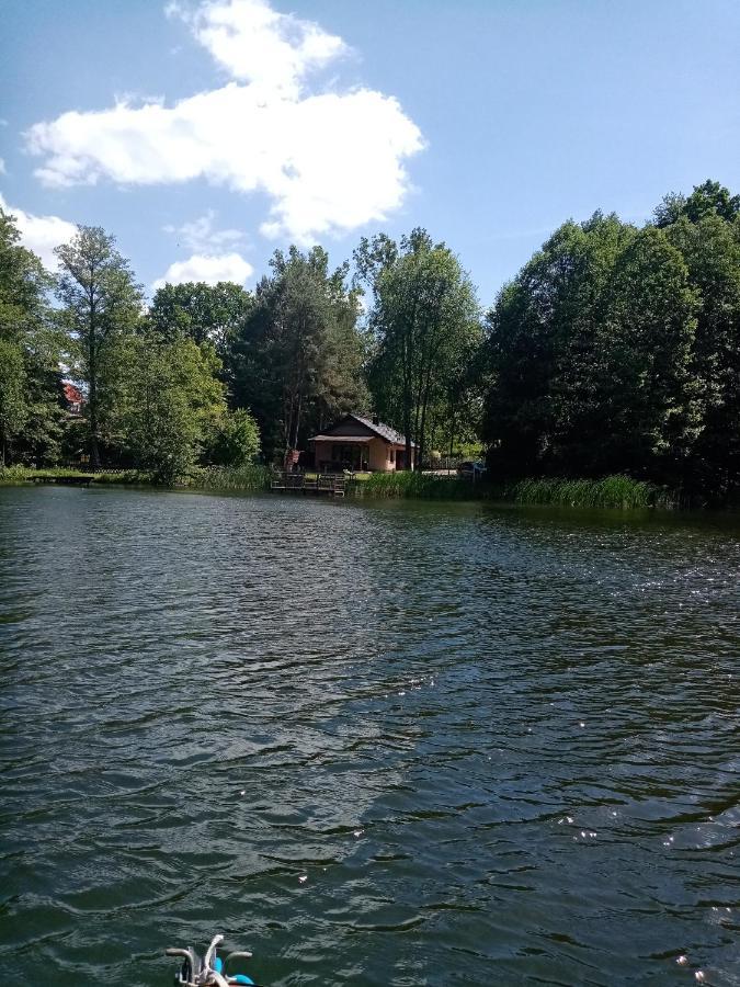 Urokliwy Domek Nad Brzegiem Jeziora Lubiatow  ภายนอก รูปภาพ